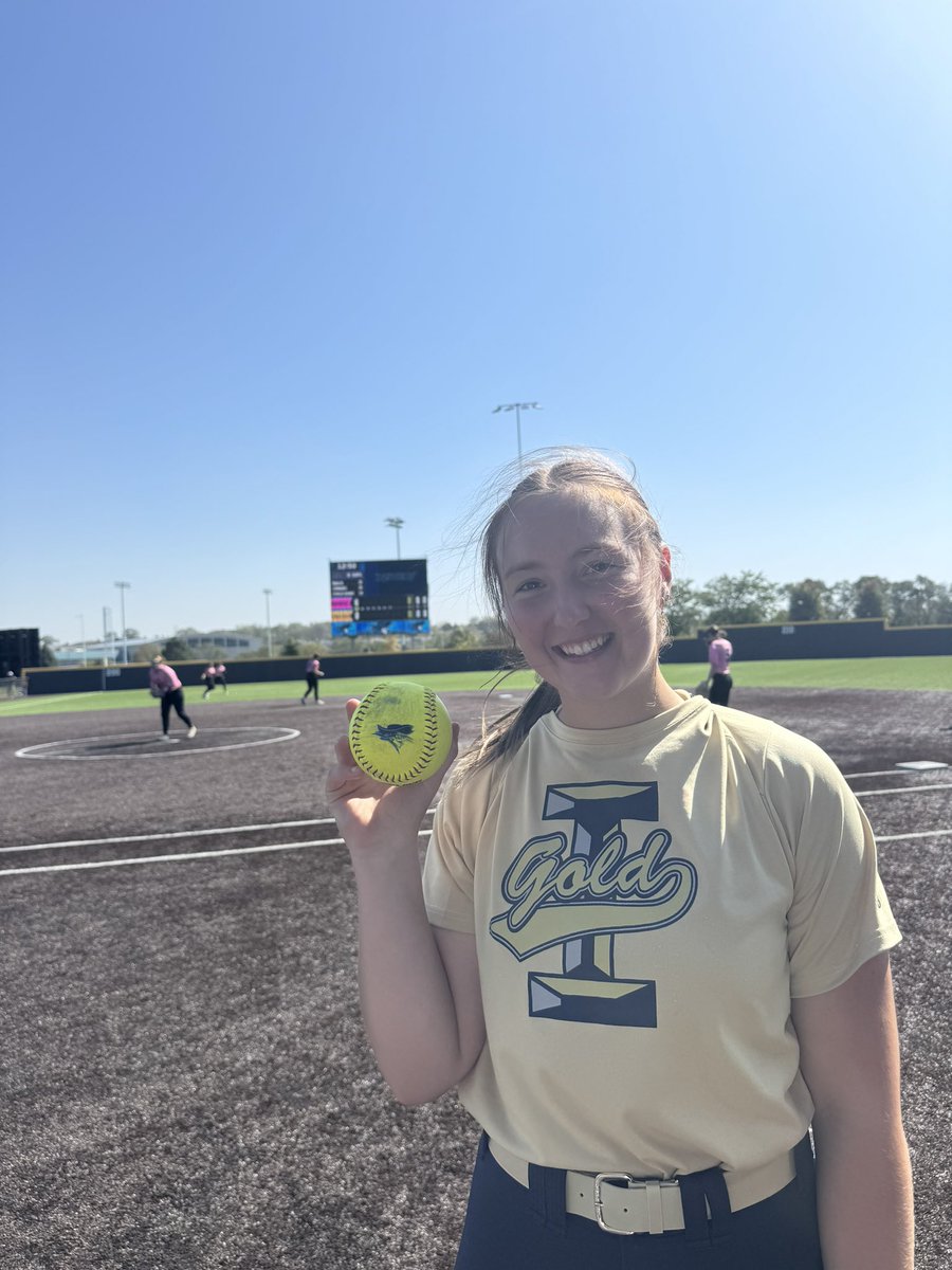 Iowa Gold Hesseltine (@iablitzgoldhess) on Twitter photo Congratulations <a href="/Jocee_Walsh/">Jocee Walsh</a> for your moonshotπ£ today! Big thank you to <a href="/ReiverSoftball/">Reiver Softball</a> for hosting us today for a couple games and showing a few of our girls your awesome facilities and campus. Congratulations <a href="/Jocee_Walsh/">Jocee Walsh</a> for your moonshotπ£ today! Big thank you to <a href="/ReiverSoftball/">Reiver Softball</a> for hosting us today for a couple games and showing a few of our girls your awesome facilities and campus.