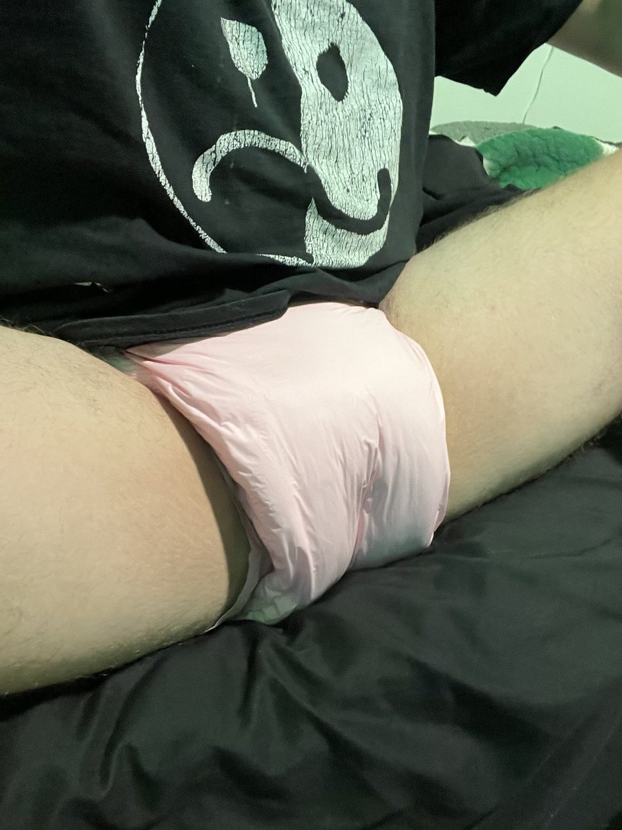 BabyWaffle129's tweet photo. Hey fellow diaper cucks, it’s October which means extra small nubs and extra thick pamps 😈

#abdl #abdlbabyboy #abdlgay #chastity #Diaperboys #diapercuck #diaperfag #diaperkink https://t.co/UOyQREVyAy