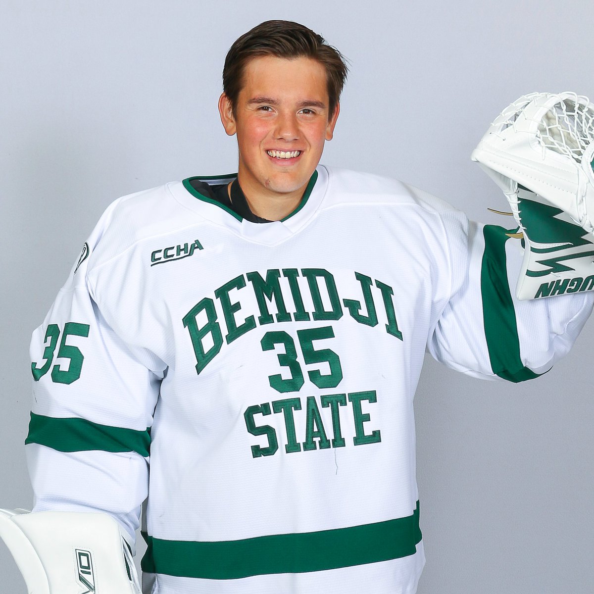 Congrats to <a href="/Raythan_35/">Raythan</a> for earning his first career win after stopping 11-of-11 shots in a relief appearance!

#GoBeavers #BeaverTerritory