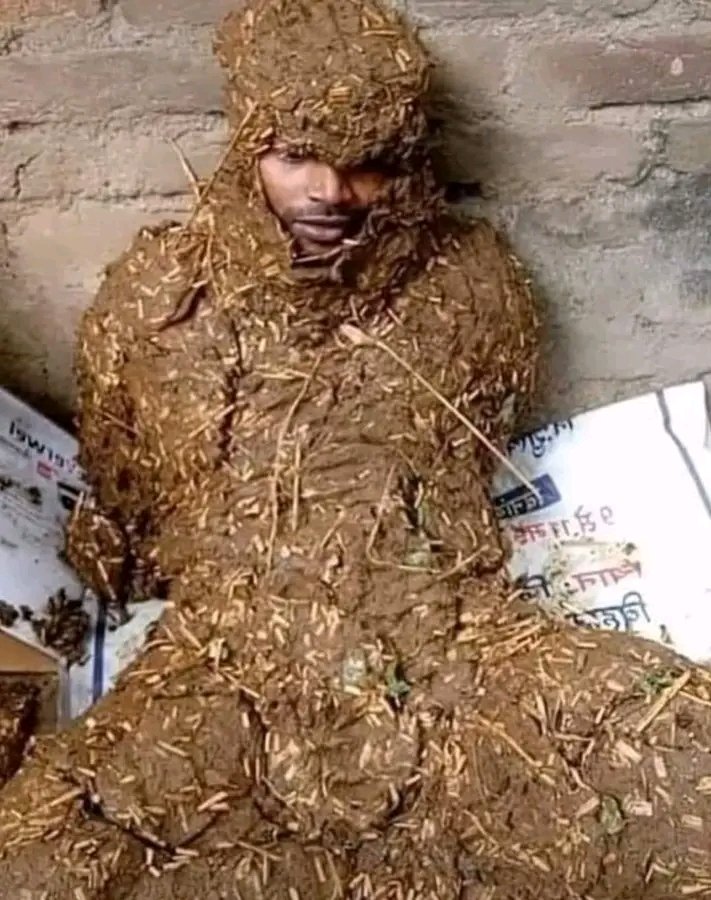 Aarti202's tweet image. हरियाणा और जम्मू कश्मीर का एग्जिट पोल देखने के बाद अंधभक्त समाधि ले लिया🤣🤣

#ExitPoll2024 
#HariyanaExitPoll 
#JammuKashmirExitPoll 
#Israeli