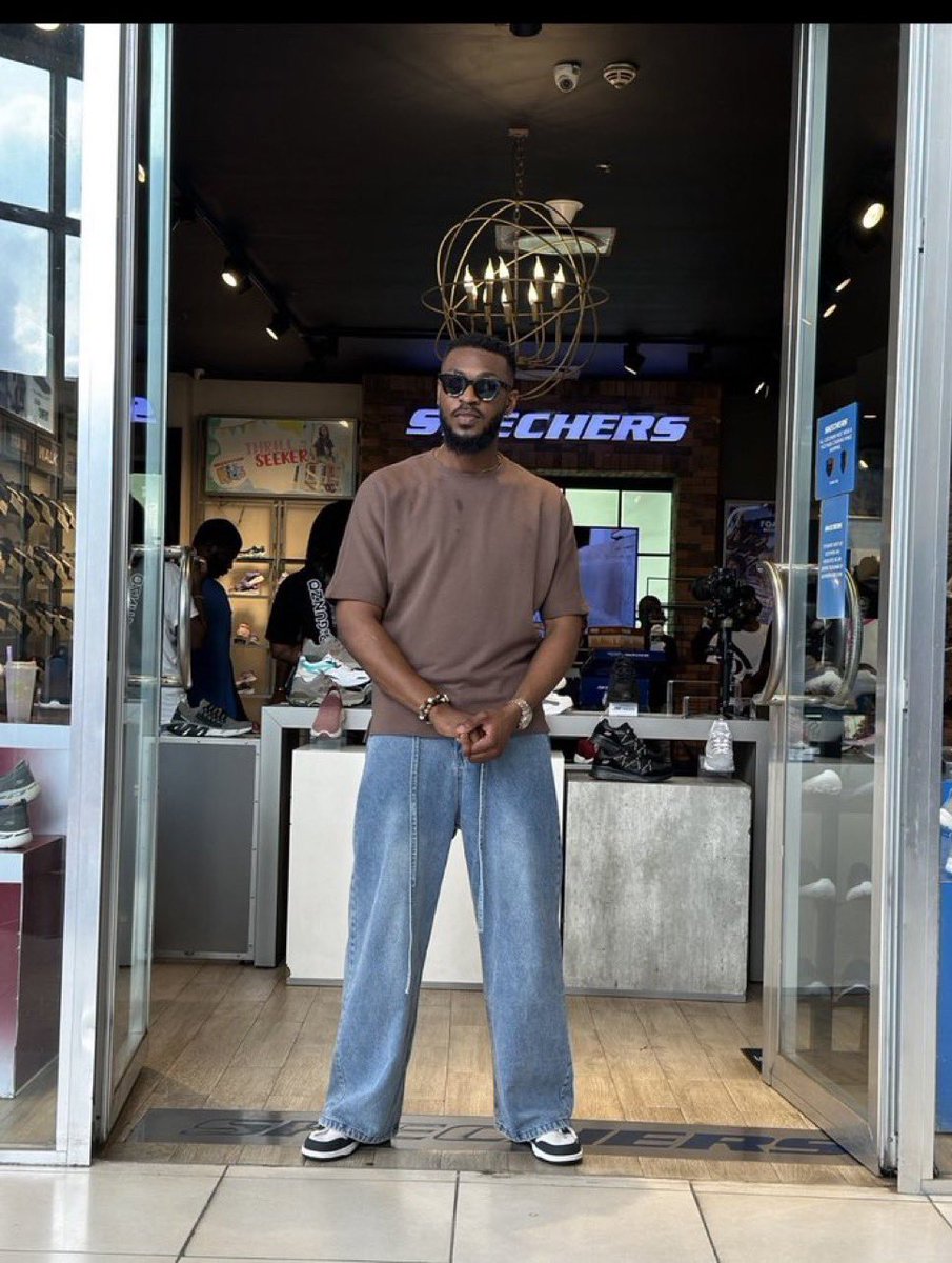 SpeedyDeks's tweet photo. Happy 30th Birthday, @adekunleolopade 🎉 Here’s to 30 years of brilliance, charm, and pure handsomeness! You’re not just smart, but incredibly talented, and your energy lights up every room. Keep shining—you’ve got it all! 💫 https://t.co/1eYqybrFld