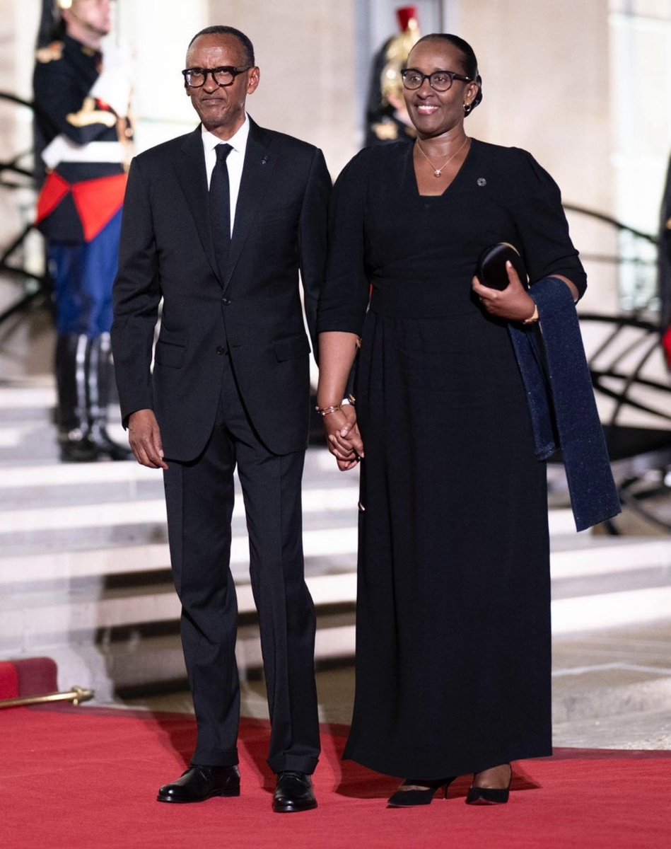RukundoRK's tweet photo. Umunyarwanda 🇷🇼 nyawe ntabwo yagenda adakoze like ❤️ https://t.co/J9fU5VgdU4