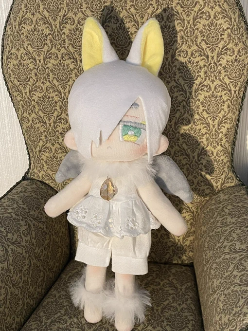 シロヘラコウモリくん完成〜 底町さんの型紙で2体目! 前よりはひっくり返すの慣れたな #そこまち式ぬい