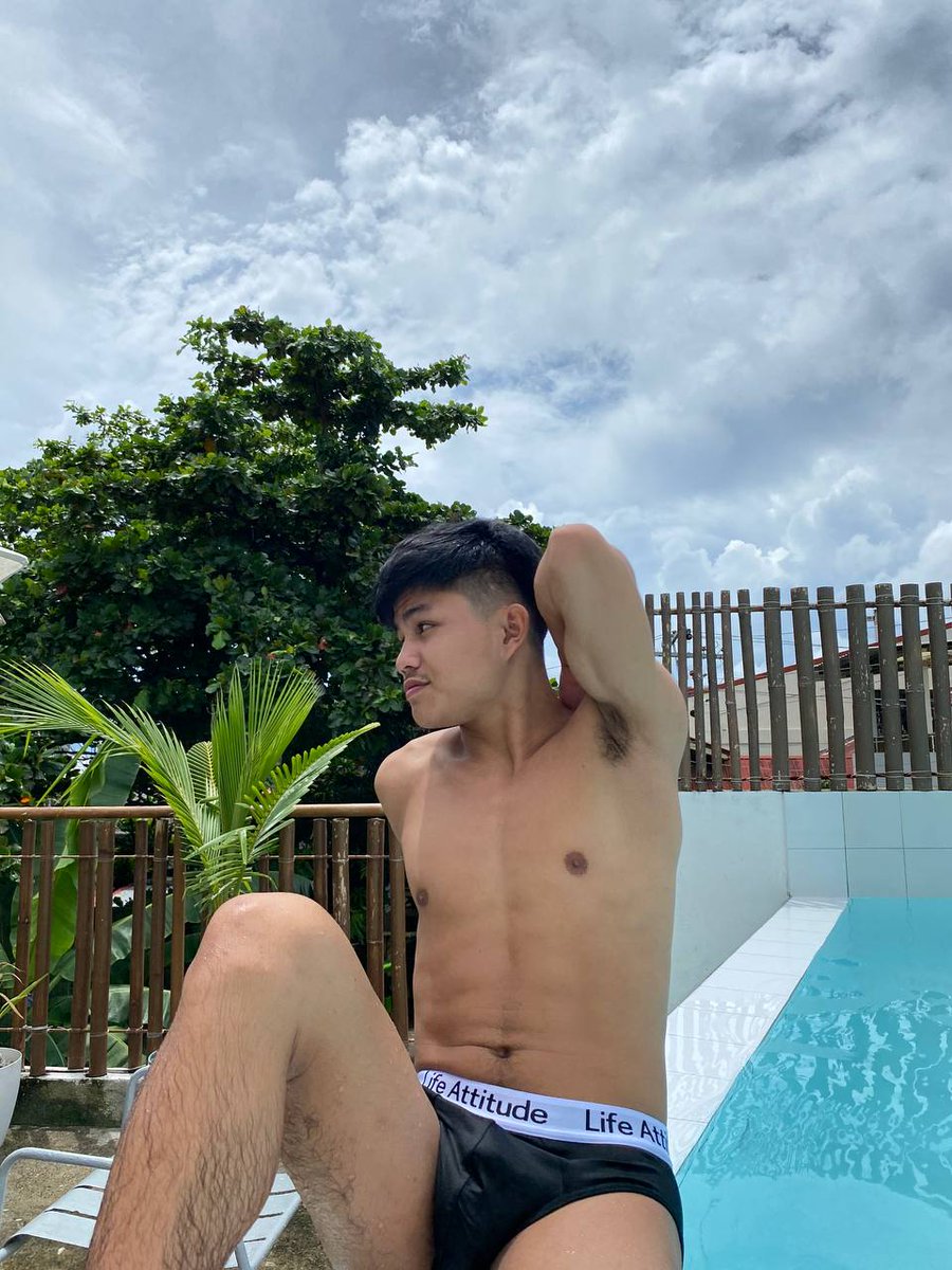 LASAPSARAP19's tweet photo. Wala bang birthday sex? https://t.co/uMEZCQRtZA