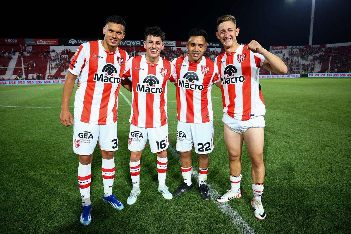 Podrán tener ℒ𝒜 𝒜𝒢𝒰𝒮𝒯ℐ𝒩𝒜 😏🇦🇹

El futuro llegó hace rato 🫶🏻