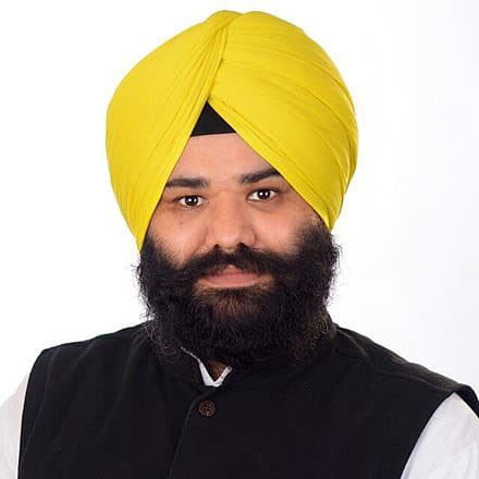 RouriJai's tweet image. Wishing a very Happy Birthday to my elder brother @himmatshergill May life lead you to great happiness, success, and prosperity.