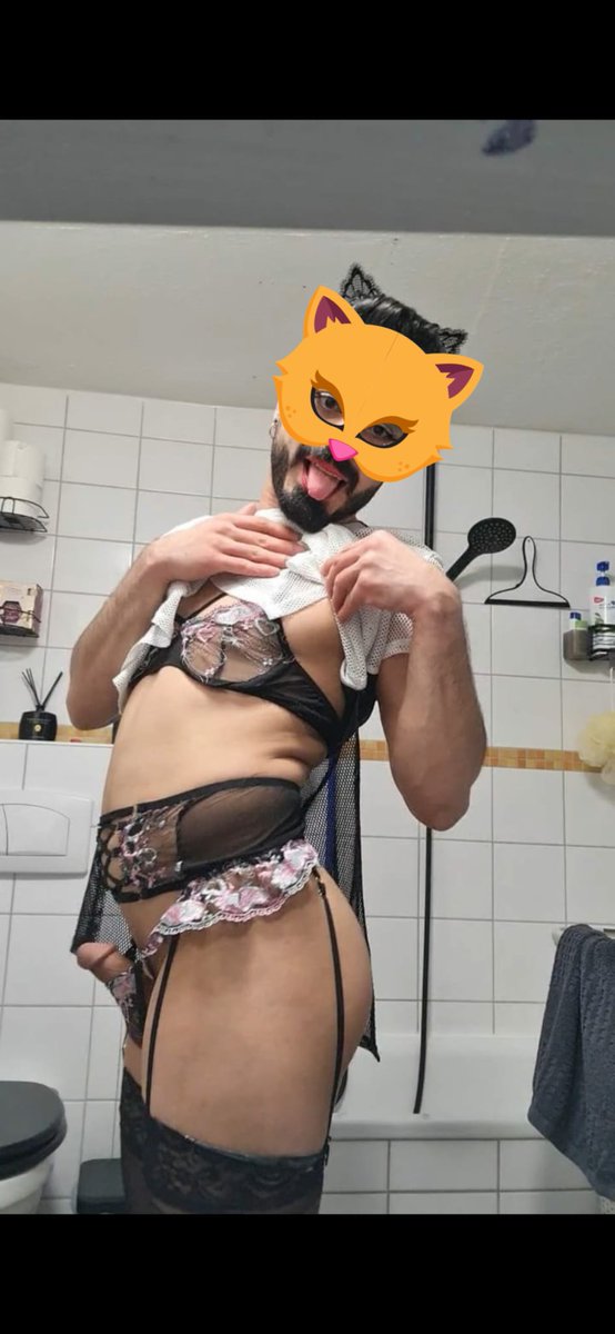 iranianfemboy tweet media