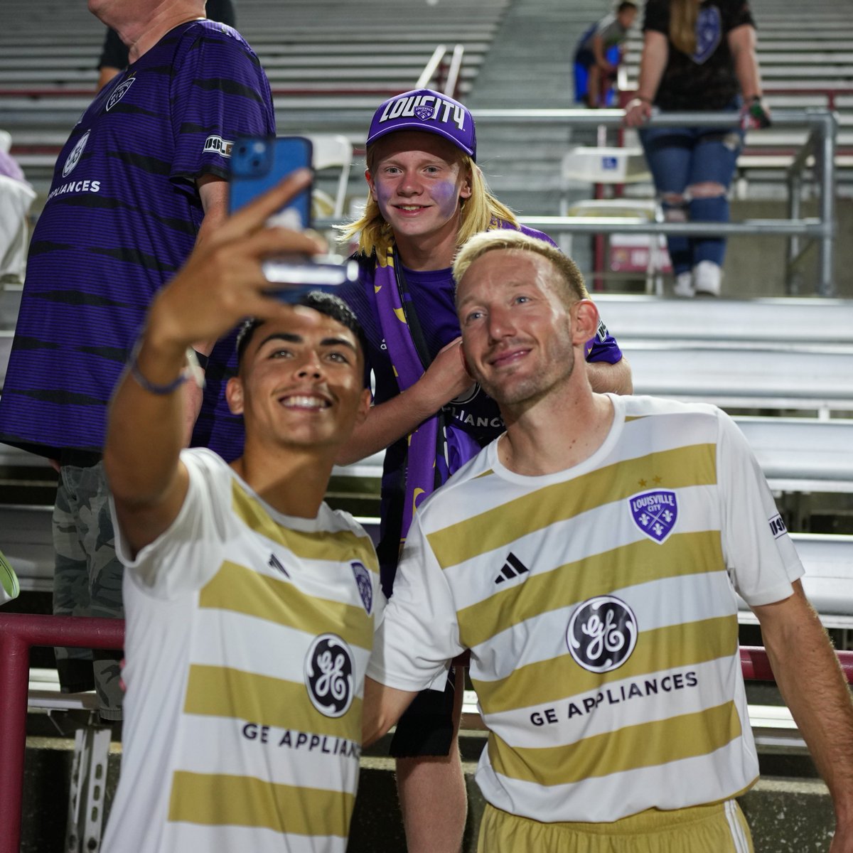 loucityfc's tweet photo. Clinching the Players' Shield on the road with support in the stands >>>

Thanks to everyone who made the trip up! 💜 https://t.co/V7jqArNS8H