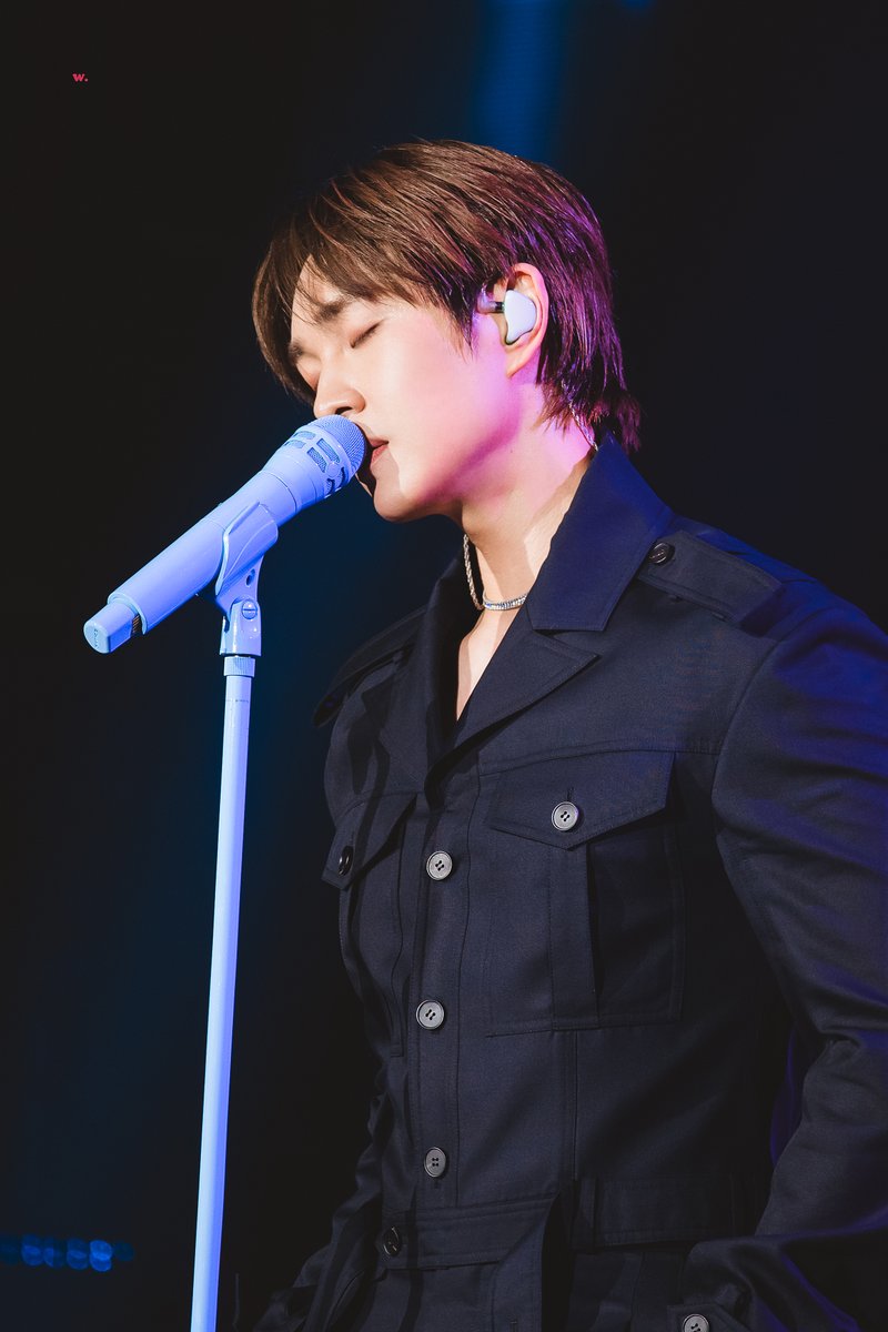 warmspot_onew's tweet image. 241005 Hola!✨ 

#ONEW #온유