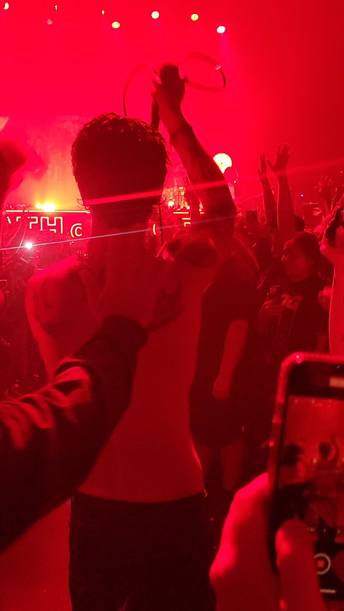 Ew.

I didn't realize I got a picture of it. 🤢