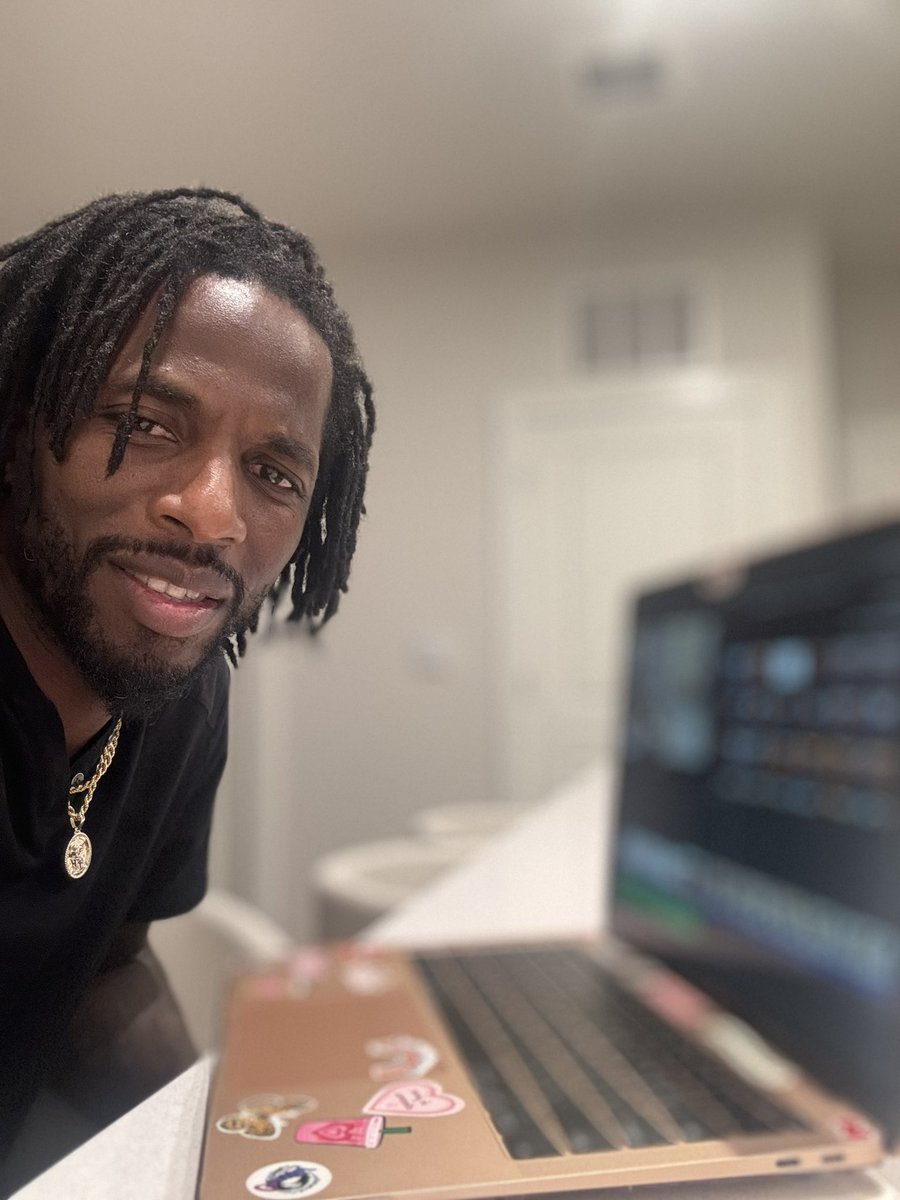 kavfrumedia's tweet photo. Editing work for PKG project 

#ODUStudentJournalist 
#ODUTVNews https://t.co/wYi282BfRA