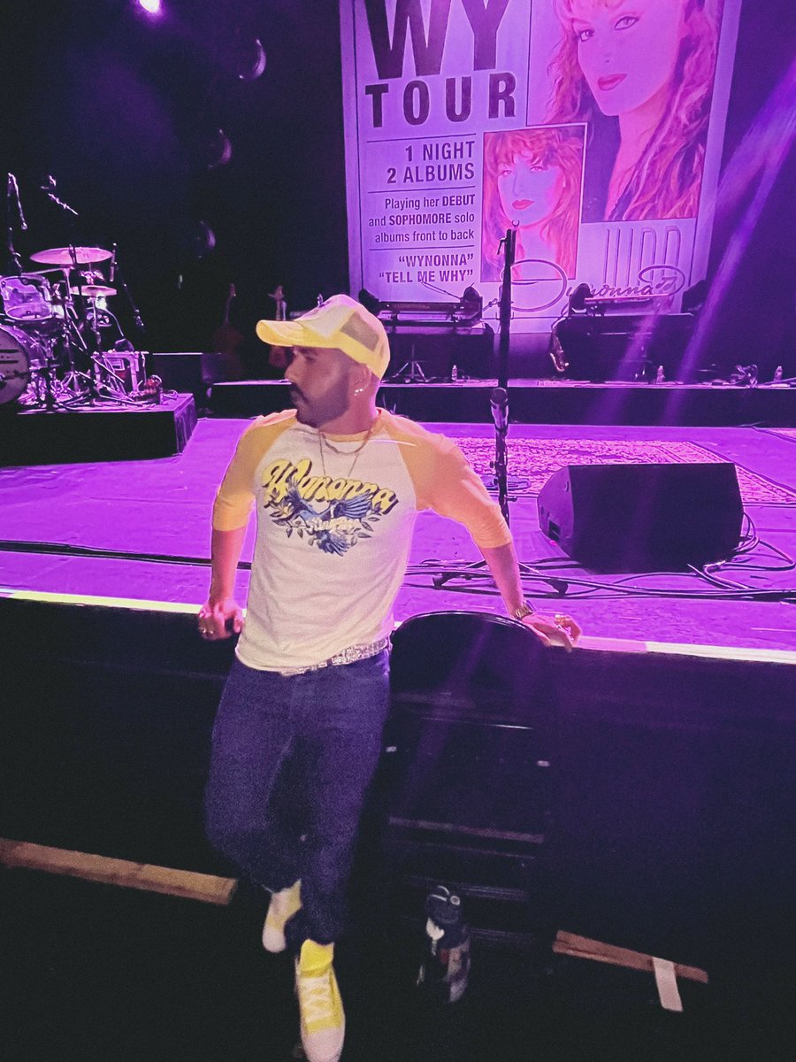 DjKingBee_'s tweet photo. Waiting on WY
@Wynonna @AZFinancialThtr #kingbee https://t.co/4gk0G3X8z1