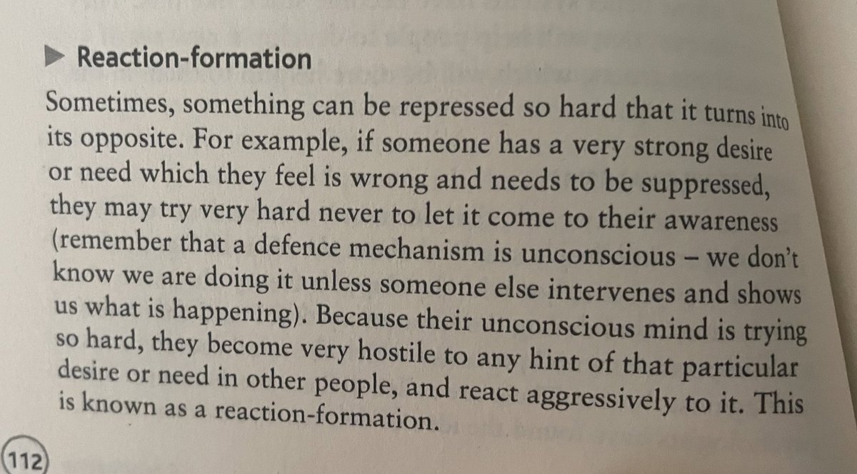 tattyhassan's tweet image. Kenapa sometimes kita tengok ada orang yang die die hostile attack bab aurat orang, tapi kita tengok profile dia penuh penuh hetero/gay porn?

Adakah sebab ini?: