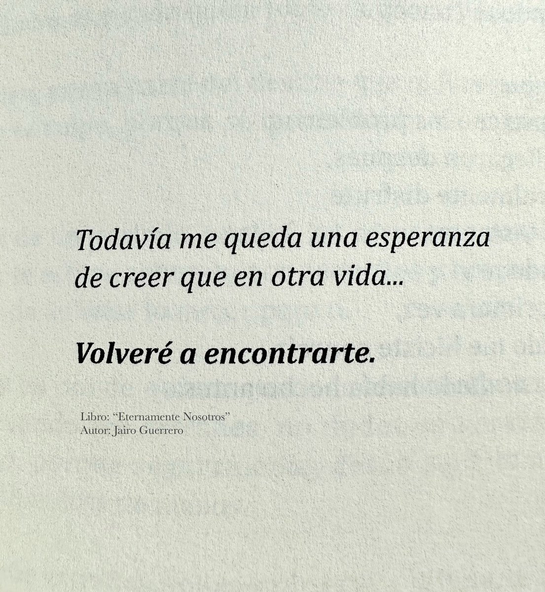 JaiiWriter's tweet photo. Libro: “Eternamente Nosotros” 📗 https://t.co/SaH8rmUQ0e