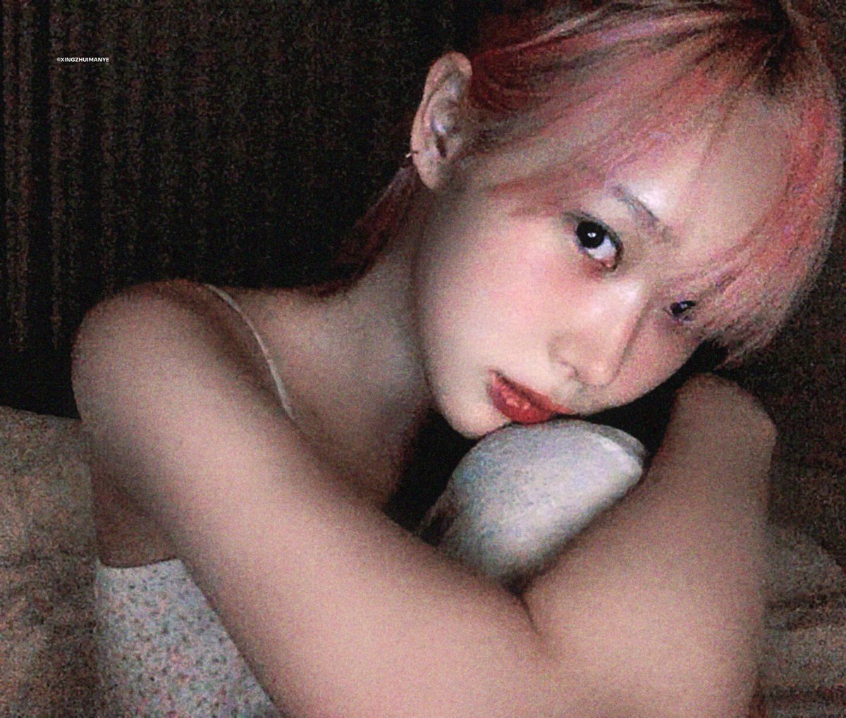 อดจ🦦 tweet media