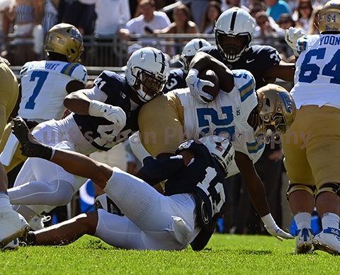 CurtisYChan's tweet photo. A few favorite pics from this afternoon's @PennStateFball game against @UCLAFootball https://t.co/5sZULhoDWF