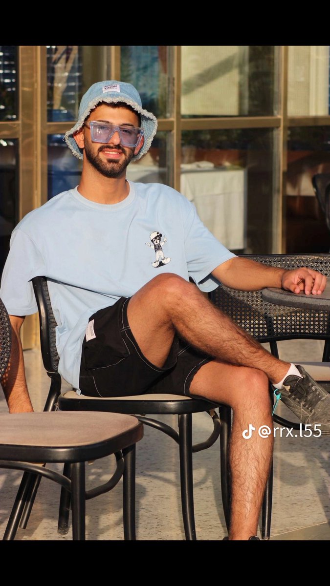 يا زين فخوذه 🤤🤤🤤🤤🤤💋😋🔥
جووي اللي زيه 😉