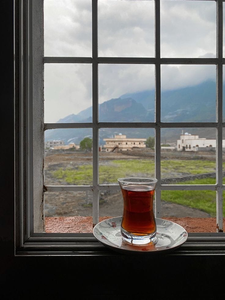 صباح الخير والسرور والسعاده الدائمه يارب 🤲🏻🌹