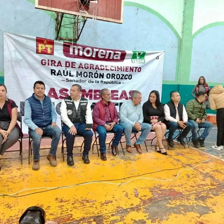 Fidel_CT's tweet photo. En #Paracho, con el senador queRaúl Morón Orozco, informamos de la reforma constitucional en materia de Derechos de los Pueblos Indígenas y Afromexicanos, promulgó el entonces presidente Andrés Manuel López Obradenor, el ultimo 30 de septiembre, 
#PorElBienDeTodosPrimeroLosPobres https://t.co/ulQ2vQaBFH