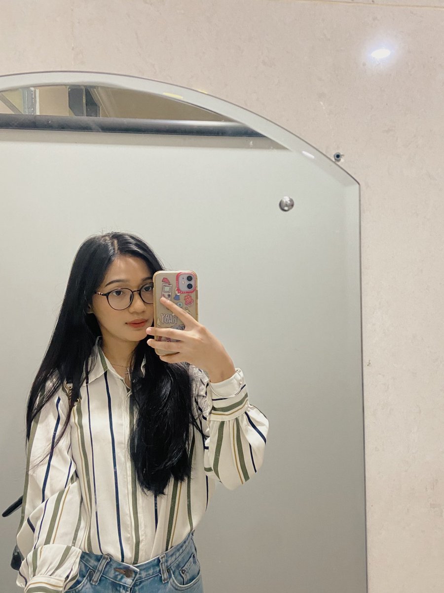 nakerukeshina's tweet image. May your sunday be filled with happiness and peace🤍🕊️