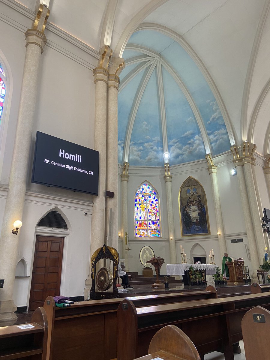 nakerukeshina's tweet image. May your sunday be filled with happiness and peace🤍🕊️