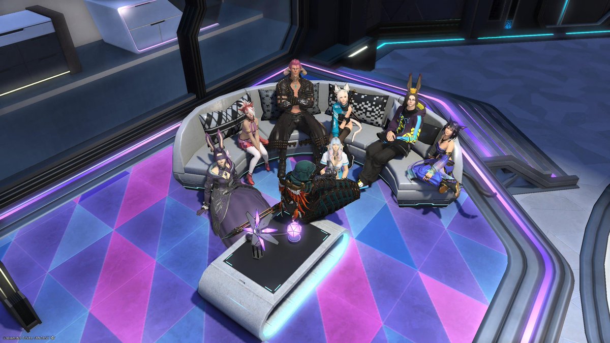 KahluaEspresso's tweet photo. the couch 🤣 #ffxiv https://t.co/dcmpmPmFlc