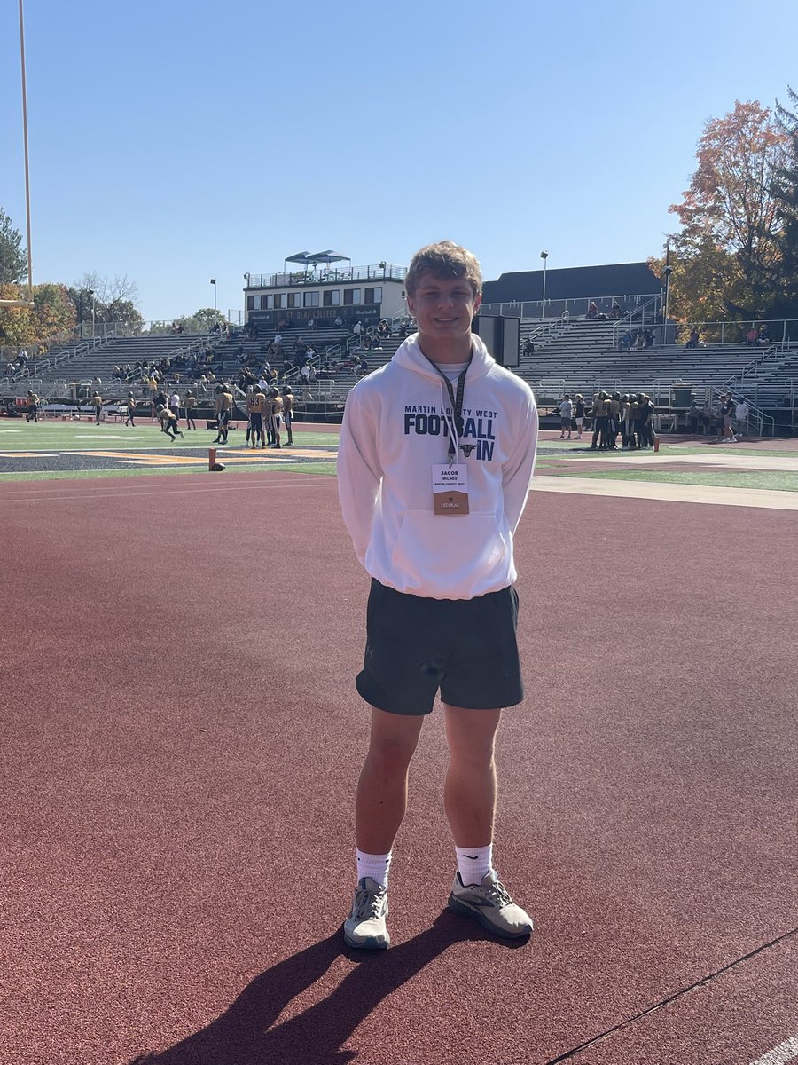 Had a lot of fun <a href="/StOlafFB/">St. Olaf Football</a> game day!Thanks for the game day invite <a href="/mkleinschrodt20/">Mitchell Kleinschrodt</a>