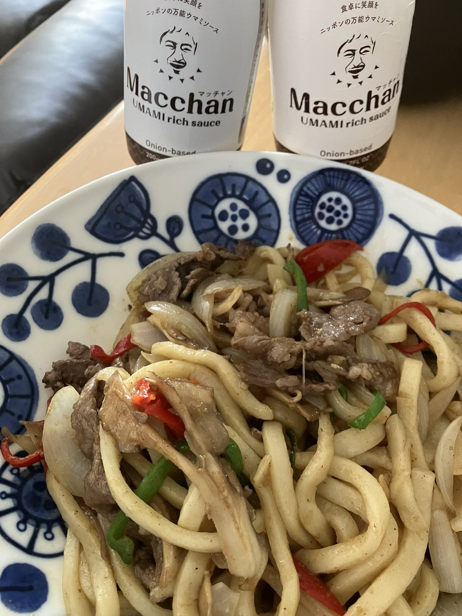 やばっ
#マッチャンソース
3本1000円⁉️
 #ありがとうマッチャンソース

マッチャンソース焼きうどん
作ったよ
（ハラペーニョ麹入り🫑🌶️）

item.rakuten.co.jp/kyunan/4535640…
#激ウマ🙌