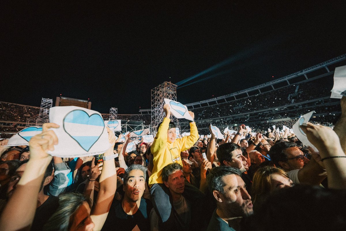 dfallaccess's tweet photo. LOS MEJORES FANS 🇦🇷🇦🇷🇦🇷 https://t.co/95oHUidWVC