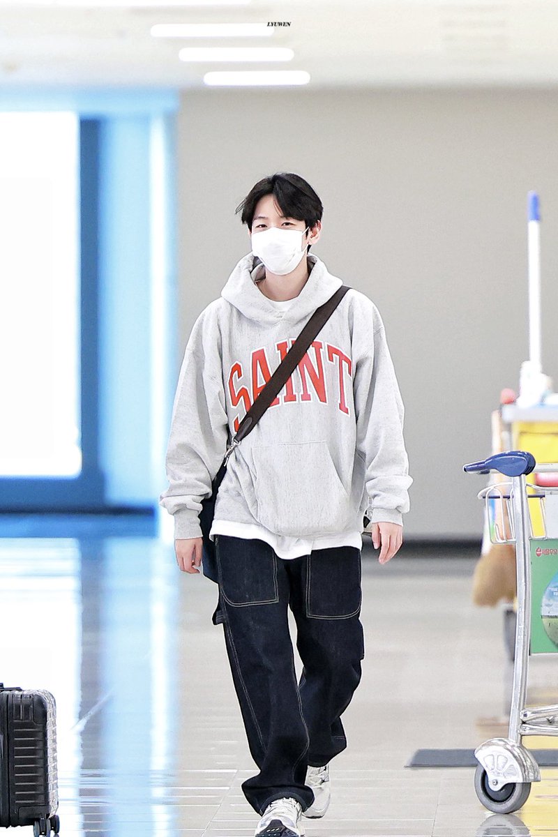 241005 
#BAEKHYUN #백현 <a href="/B_hundred_Hyun/">Baekhyun_EXO</a>