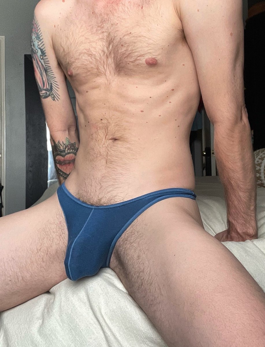 What’s on the agenda for Saturday night kids?? Would you stay in with me?