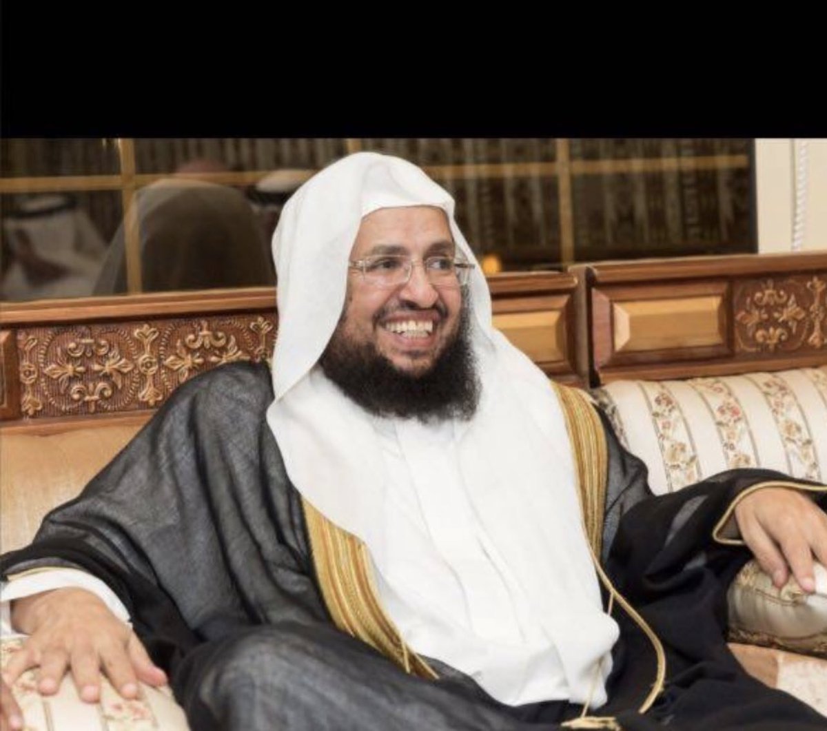 dr_jamaana's tweet photo. في رحلة سياحية الى بلاد المغرب الشقيق غادرنا الرحالة الشيخ #عبدالعزيز_بن_غبيشه ضمن مجموعة من الاصدقاء، نسأل الله له ولرفاق دربه أيام سعيدة وهنية والعودة إلى ارض الوطن بصحة وسلامة، الجدير بالذكر #منسق_الرحلة الاستاذ #علي_قليل الذي اشتهر بتنظيمه للرحلات إلى كافة دول العالم التي تستحق الزيارة والاستمتاع بأجوائها وطبيعتها الخلابة ومعالمها السياحية والأثرية ..