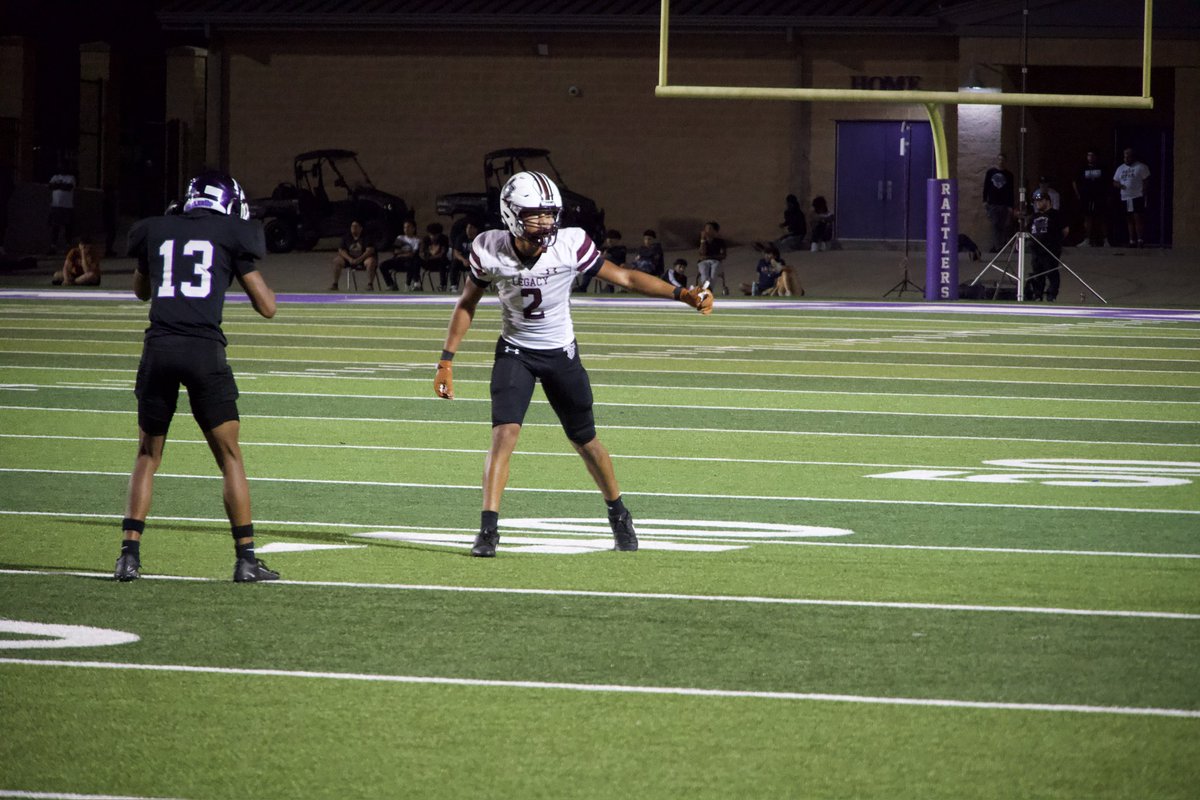 Along The Wire POTG is 4 ⭐️ WR <a href="/MichaelPBrown_2/">Mike Brown</a> of <a href="/LSSSTitans/">Legacy Athletics 🤙🏾</a> . He had 3 touchdowns a big second half of key receptions. #ATW #txhsfb <a href="/_iNEEDit_/">DeChe’ Milburn</a> <a href="/ciege81/">Chris Jackson</a> <a href="/coachfreddiej/">Freddie Johnson</a> <a href="/7MichaelBishop/">Michael Bishop🏈 NJCAA, NCAA CHOF</a>