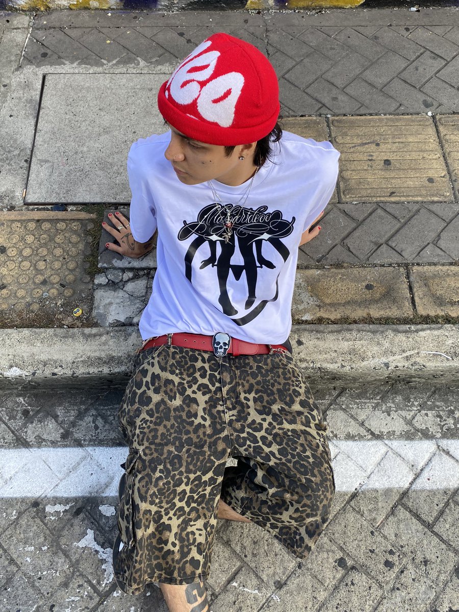 Clonazzzepan's tweet image. #AMMIT DISPONIBLE 70.000COP detalles en metal