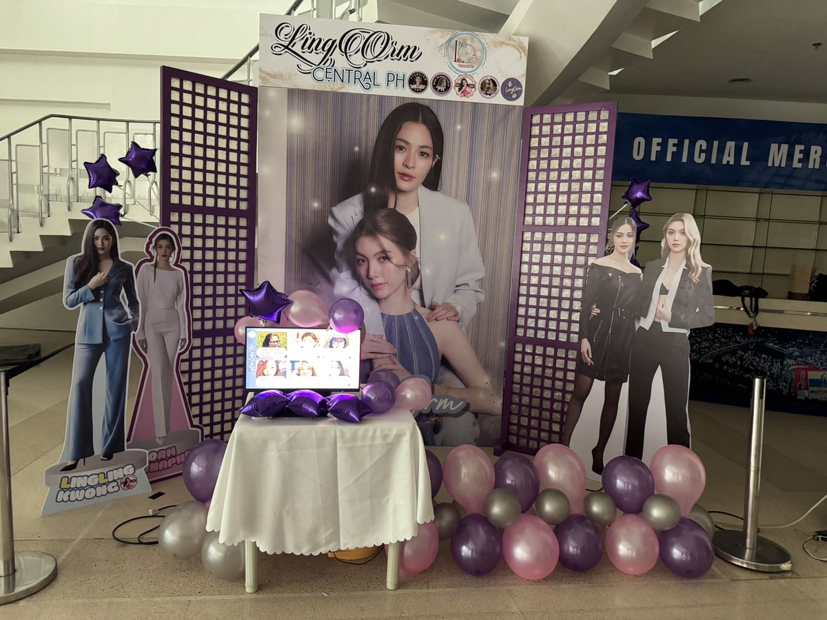 lingormcentral's tweet photo. Another result ng ambagan natin guys! Check our booth at green gate later!

@LingKwongPH
@LingormphX 
@linglingsirilak @ormmormm
#Ch3Thailand 
#LingOrmMABUHAY
#LingOrmCentralPH
#OrmKornnaphatFBpage
#Favartist
#NJW https://t.co/ZPgX97dvVU