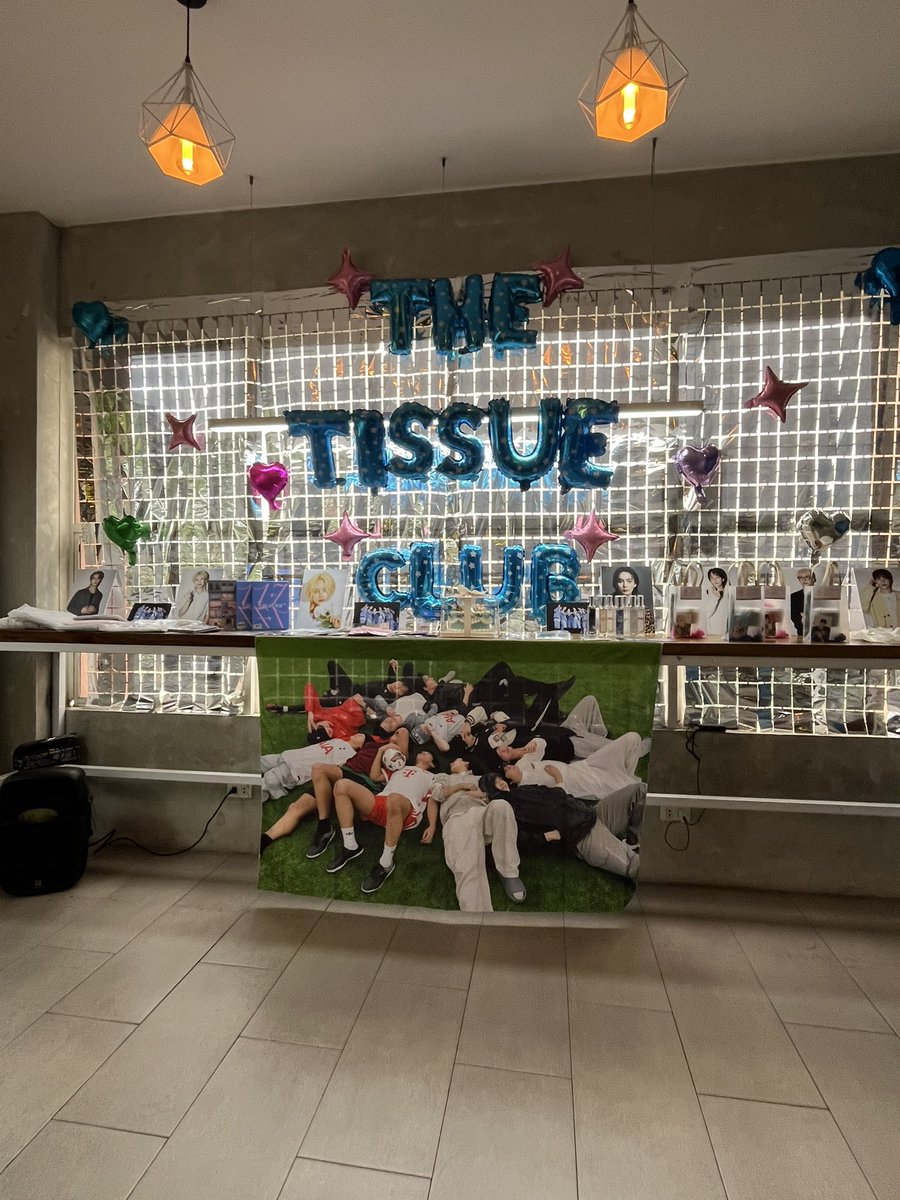 ivanaries24's tweet photo. VOCAL UNIT CSE DAY ππΌπβοΈπ¦
@huihuimarket #TheVocalUnitClub https://t.co/JIrZaAWiEZ