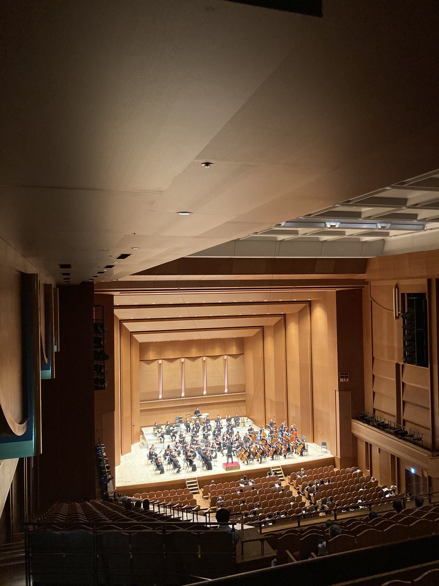 公演が始まりました。

#青フィルOBOGオーケストラ #吉田拓人 <a href="/tackt0729/">吉田拓人@10/12青フィルOBOGオーケストラ</a>