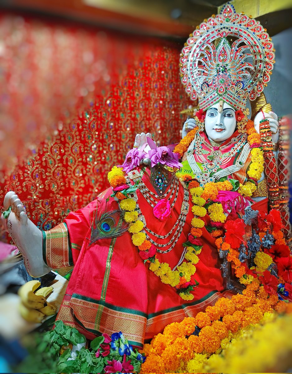 श्री भालका तीर्थ (कृष्ण धाम), प्रभासक्षेत्र - गुजरात (सौराष्ट्र),
दिनांकः 06 अक्टूबर 2024, आश्विन शुक्ल तृतीया एवं चतुर्थी(विनायक चतुर्थी) - रविवार
मध्याह्न शृंगार
10245532

श्री कृष्ण के अंतिम लीला स्थान भालका तीर्थ पहुंचने के लिए लोकेशन लिंक:🛕📍
maps.app.goo.gl/35wXDoPay5TqrP…