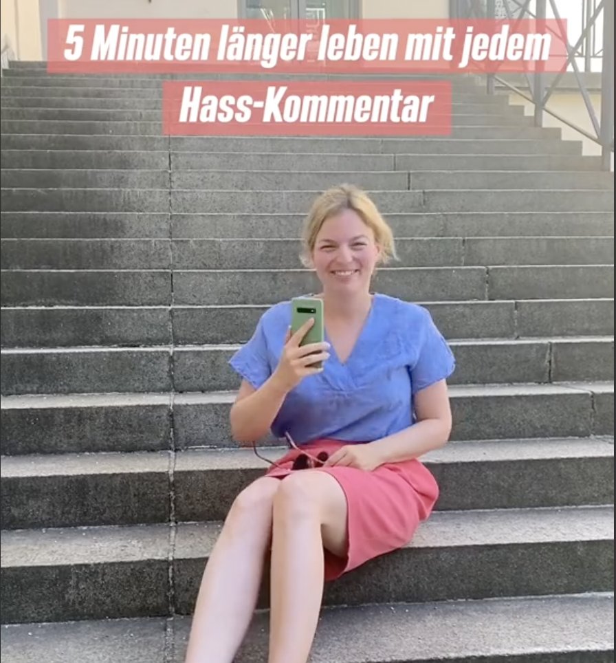 Jetzt wird es nochmal interessant: Ich erfuhr vergangene Woche, dass es sich bei der Person, die mich wegen des Majestätsbeleidigungsparagrafen 188 anzeigte, tatsächlich um die Grünenpolitikerin Katharina Schulze handelt.

Es läuft ja bereits ein Strafverfahren gegen mich, weil