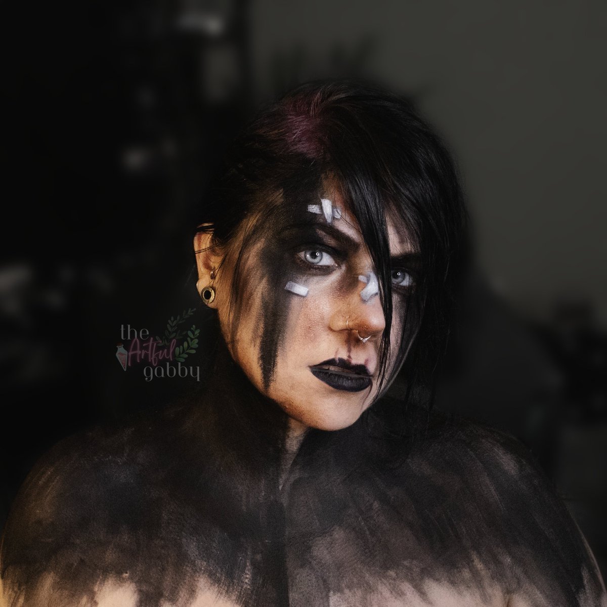 theartfulgabby's tweet photo. Here's both versions of my Vi from @arcaneshow! Clothes are painted on. 🖌

I knew as soon as I saw the teaser scene for season 2 that I had to paint dark Vi 😍

🙏 Likes and RTs appreciated https://t.co/Jwj2FuaKTV