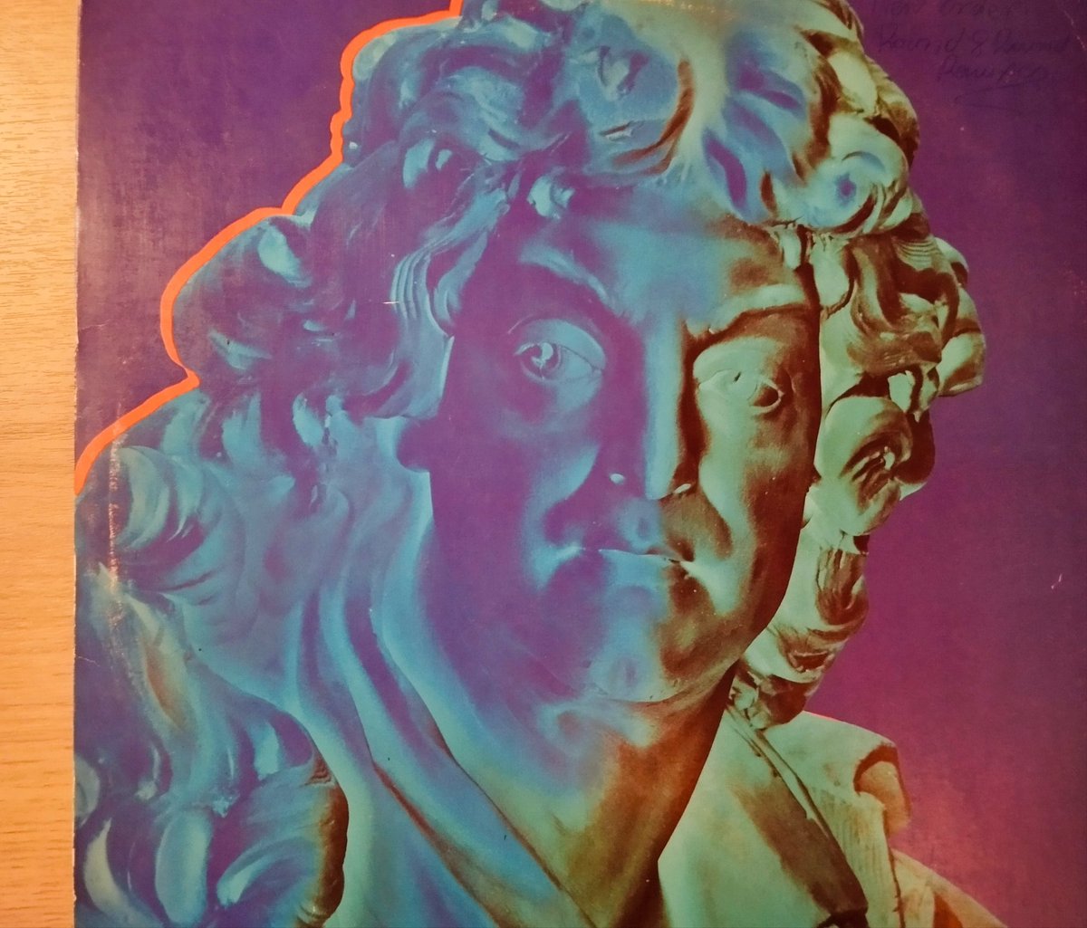 viru_giorgos's tweet image. Last spin 
New Order "Round &amp;amp; Round" #12inch
N.d &amp;amp; good rhythms!