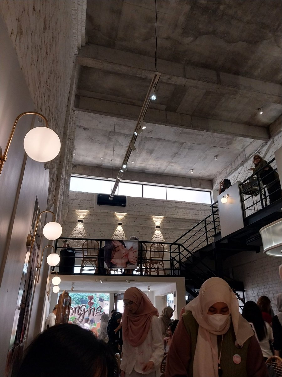 btyeonnie_'s tweet image. Wishlist ticked ✅️ logging out, hanniehae 🫶🏽
#YJH_BLOOMINGWITHLOVE