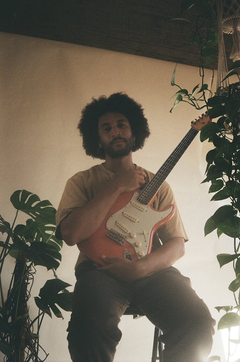 Very happy to announce that tomorrow I’ll be opening for <a href="/kessoncoda/">Kessoncoda</a> at <a href="/yes_mcr/">YES</a>!

seetickets.com/event/kessonco… 

I’m beyond excited for this one!

See you tomorrow 🎸