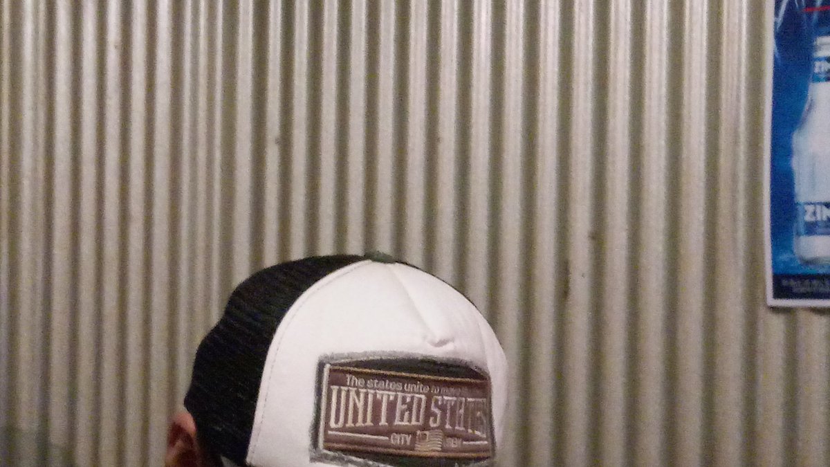 zonbielandnara's tweet image. この人を肴にして宴の夜はふけてゆく  #lobin