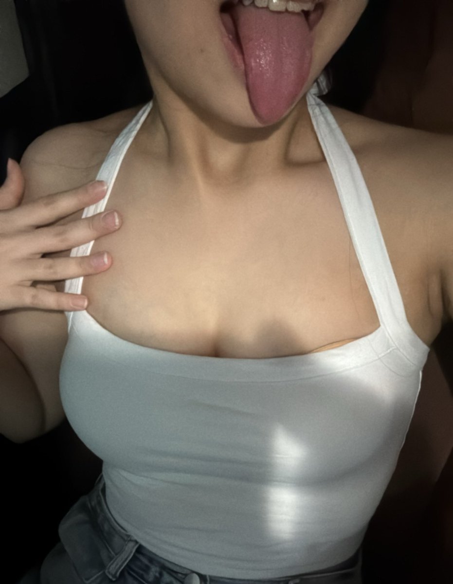 今晚谁来干我 我奖赏…..🍓🍓🍓