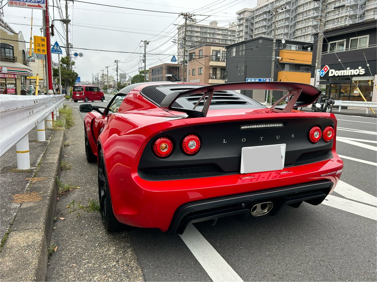 ロータス•エキシージ納車！
やったぜカッコいい⭐️