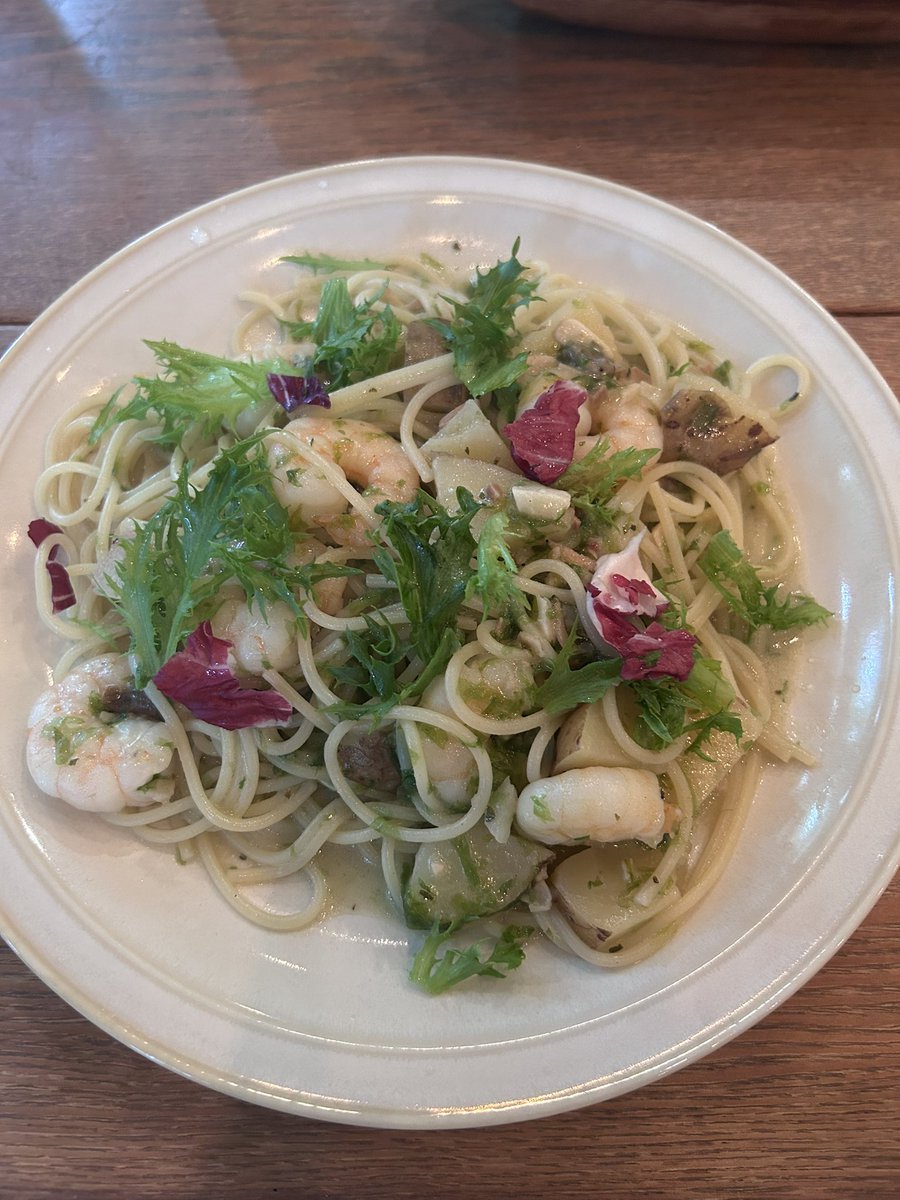 m__i1102's tweet photo. ただ私の好きな店連れて行ったランチ🍽
べっくんいかくんお付き合いいただきありがとう✌️ https://t.co/oPQ8zeeK5k