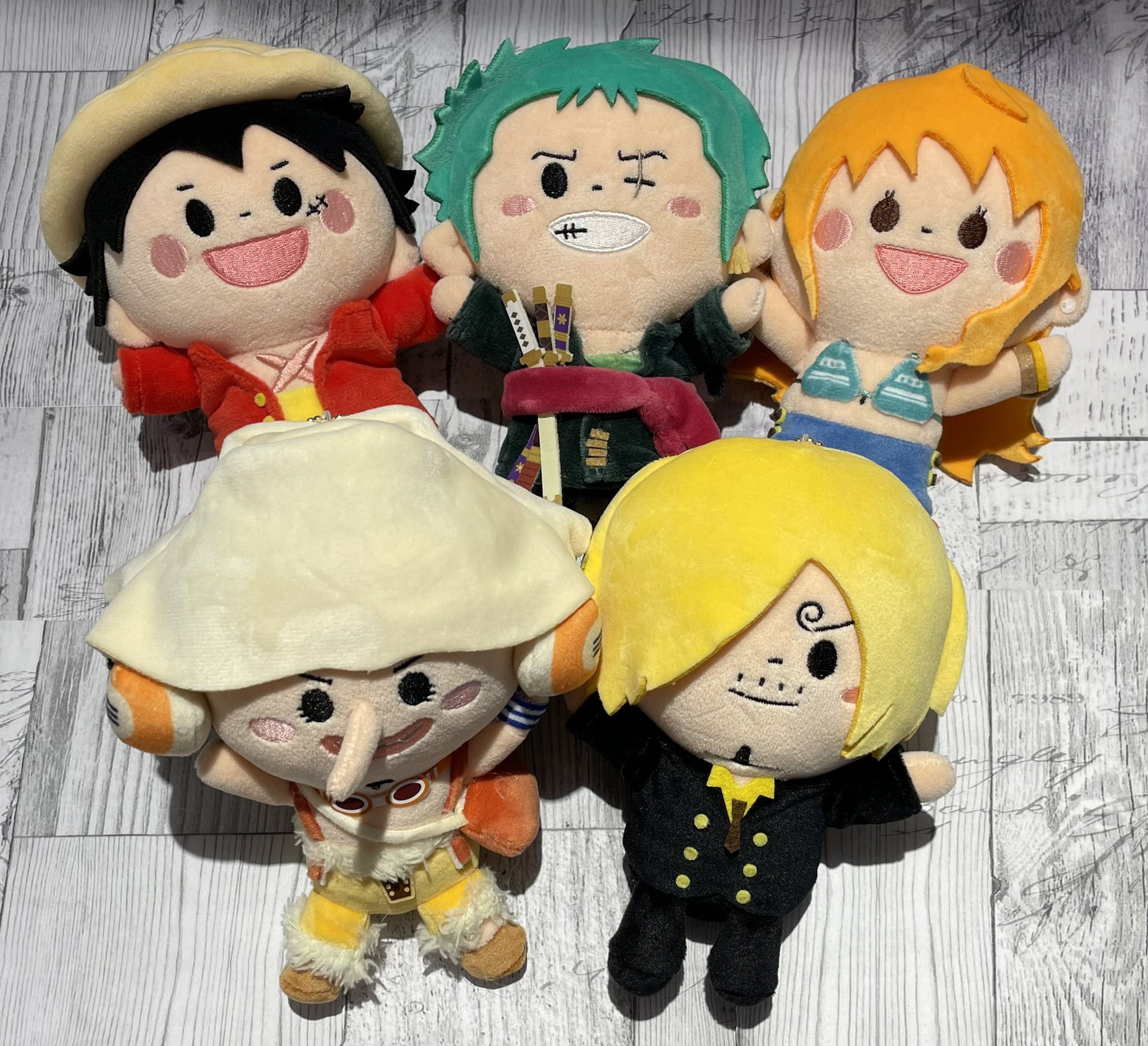ワンピース　ONE PIECE バンザイ　京急　限定　ぬいぐるみ　マスコット ワンピース】バンザイ！ぬいぐるみキーホルダー サンジ