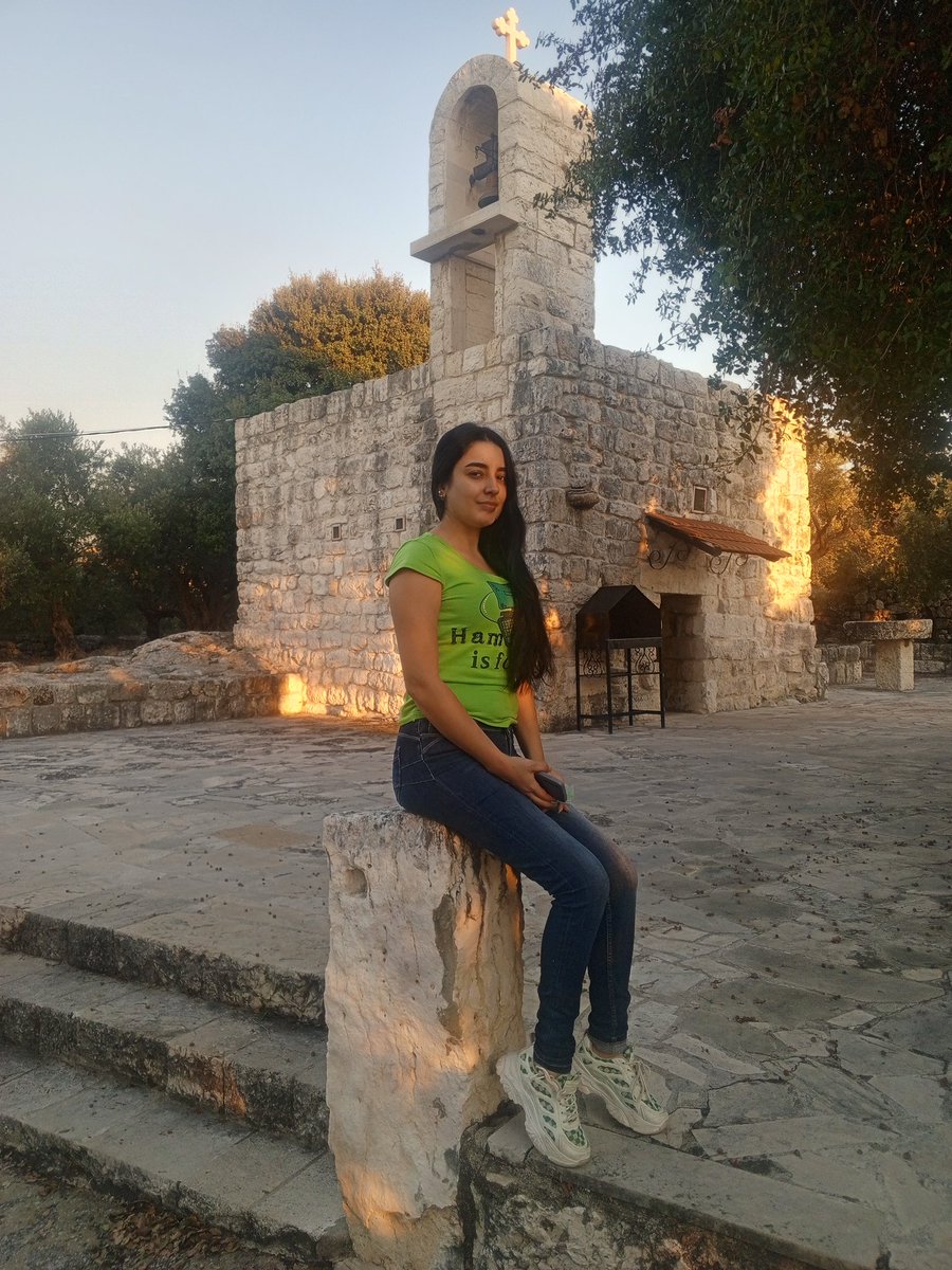 sleimenn's tweet photo. كنيسة قديمة https://t.co/pw8GQSaI9Y