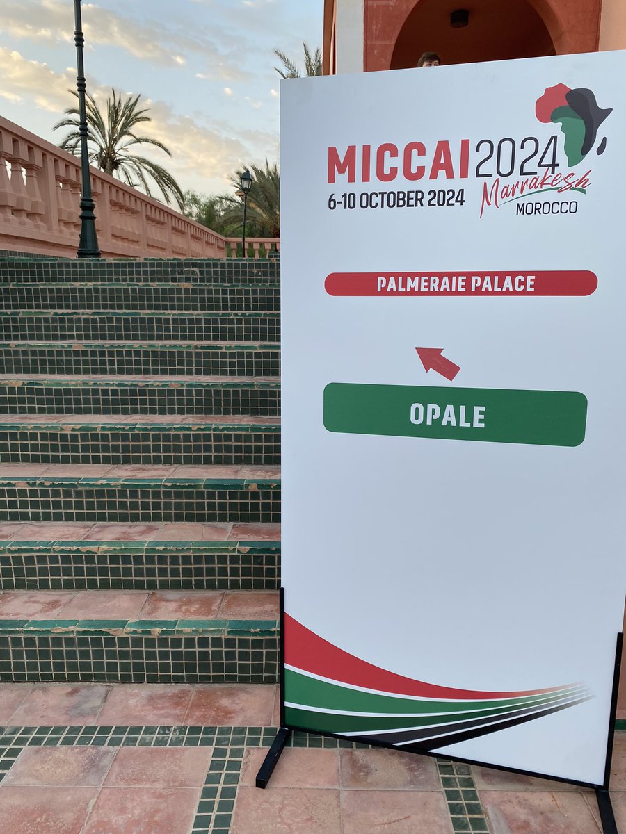 CD_MRI's tweet image. Early morning at @MICCAI_Society - the #cdmri workshop is kicking off soon 🚀 #diffusionMRI